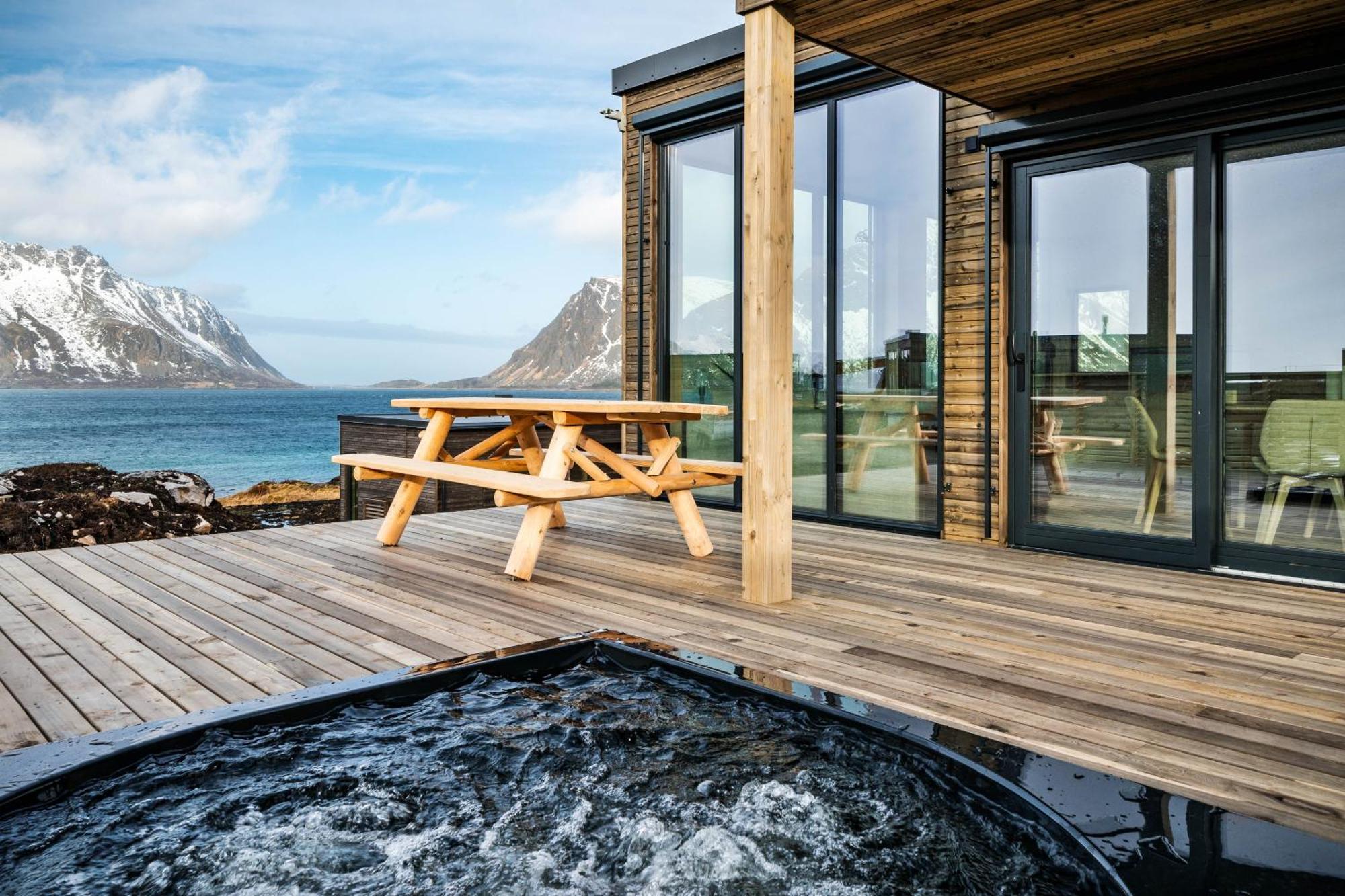Nydelig Hytte I Unike Lofoten I Naerheten Av Henningsvaer! Lyngvaeret Bagian luar foto