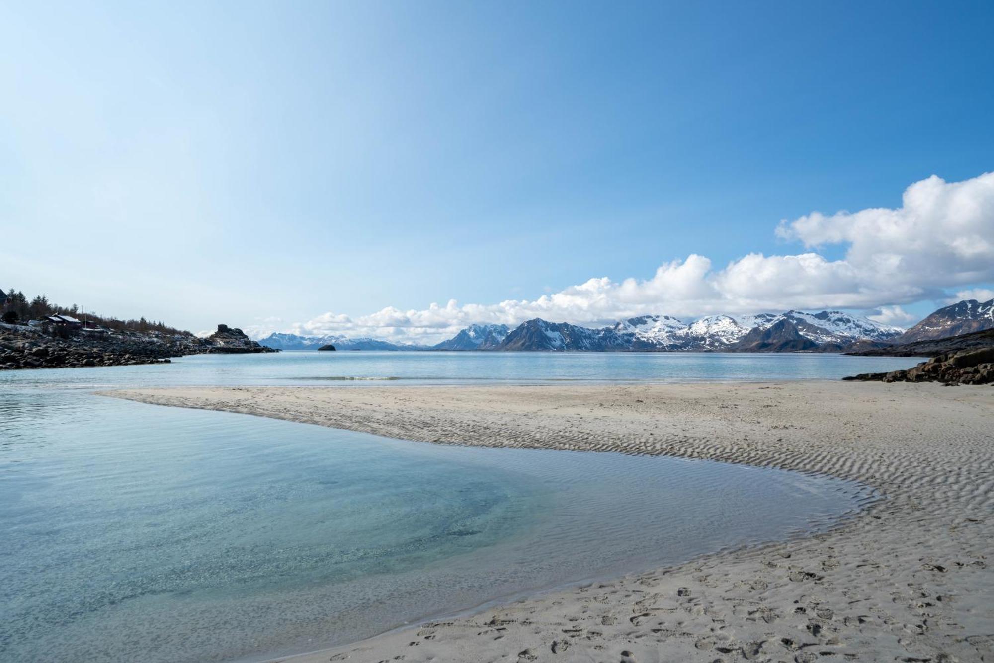Nydelig Hytte I Unike Lofoten I Naerheten Av Henningsvaer! Lyngvaeret Bagian luar foto